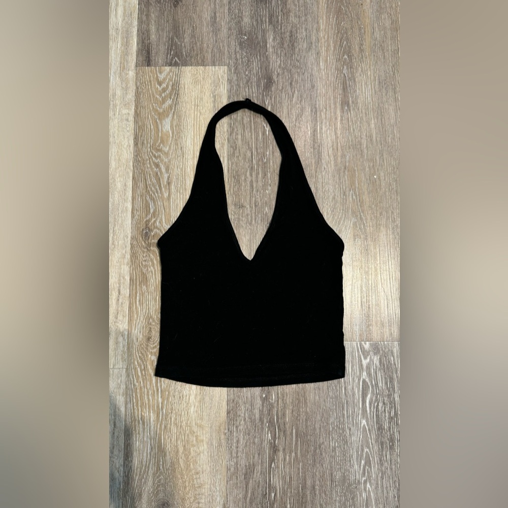 BRANDY MELVILLE HALTER TOP